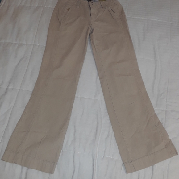 EDDIE Bauer 100% Cotton Tan Pants Size 4 - Picture 1 of 7